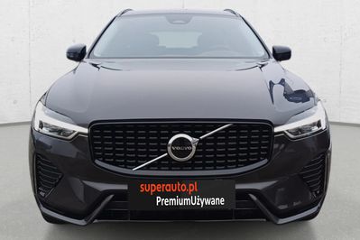 Volvo XC60 B5 B AWD Plus Dark