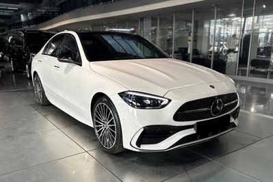 Mercedes Klasa C 300  4-Matic AMG