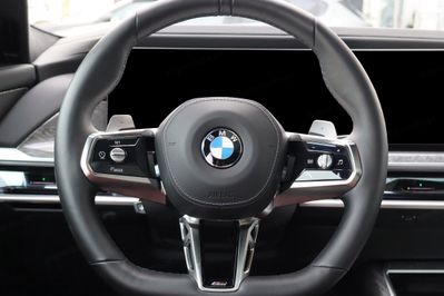 BMW Seria 7 740d xDrive M Sport
