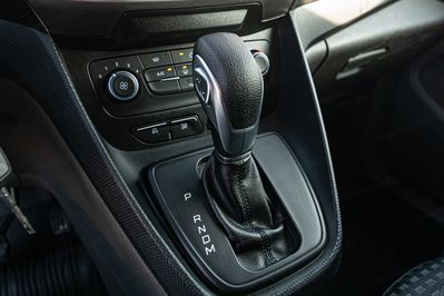 Ford Transit Connect L2H1 AT