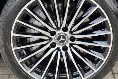 Mercedes Klasa C 220 d 4-Matic AMG