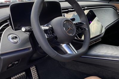 Mercedes Klasa E 200 4-Matic AMG