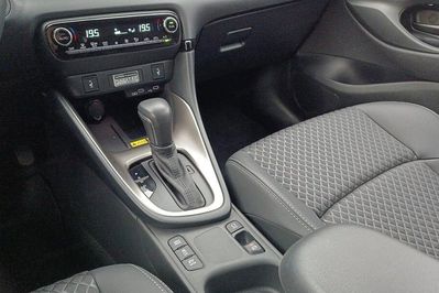 Mazda 2 1.5 Hybrid Homura CVT