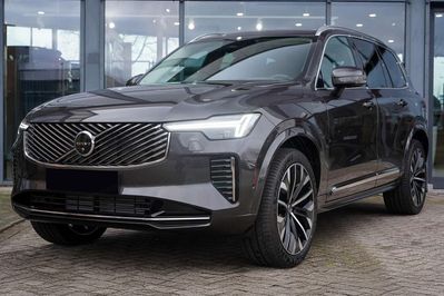 Volvo XC90 B5 AWD Plus Bright 7os