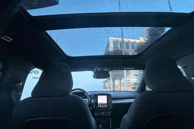 Volvo XC40 B4 Plus Black Edition aut