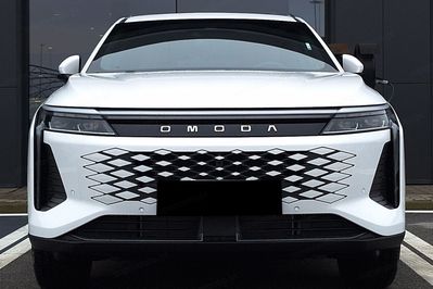 Omoda 9 1.5 Super Hybrid Exclusive AWD