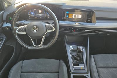 Volkswagen Golf VIII 1.5 TSI EVO Style