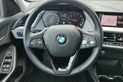 BMW Seria 1 118i Advantage