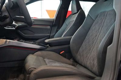 Audi A5 e-Hybrid quattro Avant