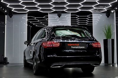 Mercedes Klasa C 300 de 9G-TRONIC