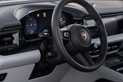 Porsche Macan 4