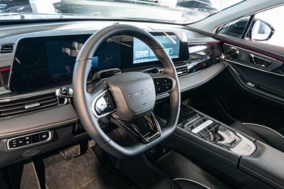 Omoda 5 1.5 T-GDI Hybrid Premium DHT