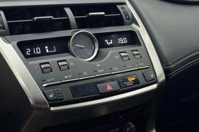Lexus NX 300h F Sport AWD