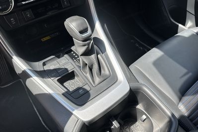 Toyota RAV4 Selection 2.5 Hybrid