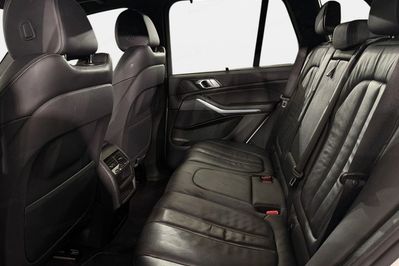 BMW X5 M50D