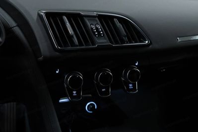 Audi R8 V10 RWD Performance