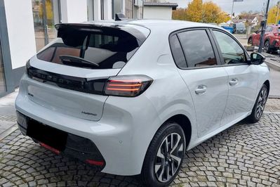 Peugeot 208 Edition e-DCS6 1.2 mHEV