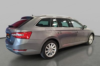 Skoda Superb 2.0 TDI Ambition DSG