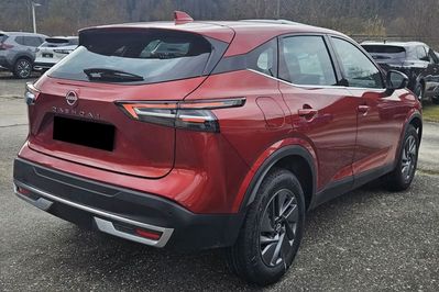 Nissan Qashqai Acenta 1.3 DIG-T mHEV MT 2WD