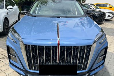 Hongqi HS3 1.5T FWD