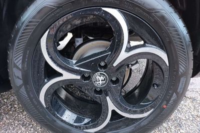 Alfa Romeo Junior 1.2 Ibrida Ti