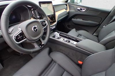 Volvo XC60 B5 B AWD Plus Bright aut