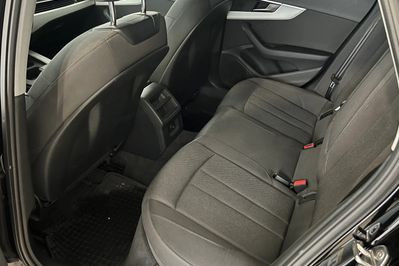 Audi A4 35 TDI mHEV S tronic