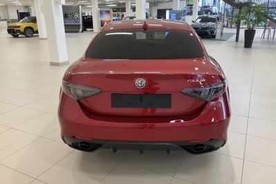 Alfa Romeo Giulia Intensa Q4