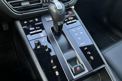 Porsche Macan Standard