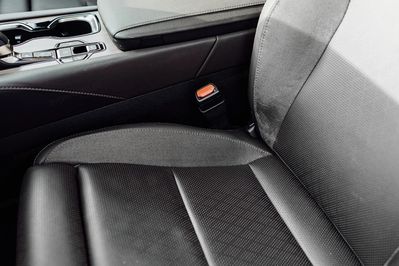 Lexus RX 350h Omotenashi