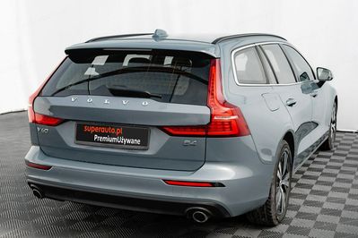 Volvo V60 B4 B Momentum Pro