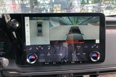 Lexus LM 350h Prestige