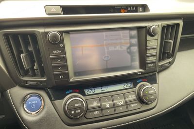 Toyota RAV4 2.5 Hybrid Premium 4x2