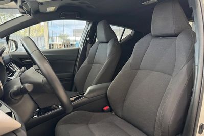 Toyota C-HR 1.8 Hybrid