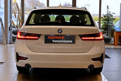 BMW Seria 3 Touring 318d Advantage
