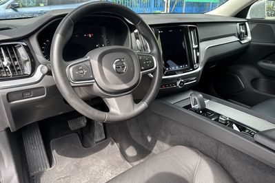 Volvo V60 B3 B Core