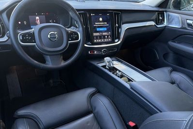 Volvo V60 B4 B Ultra Dark aut