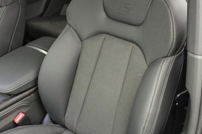 Audi Q7 SQ7 TFSI quattro