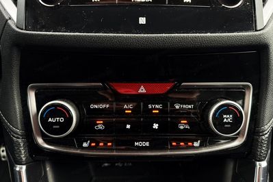 Subaru Forester 2.0i-L Platinum (EyeSight) Lineartronic