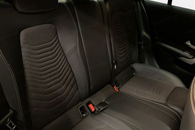 Mercedes CLA 200 mHEV Progressive 7G-DCT