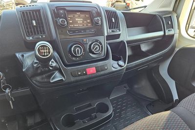 Peugeot Boxer Kontener 8EP + Winda