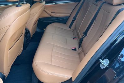 BMW Seria 5 530i xDrive mHEV M Sport sport-aut
