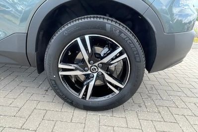 Volvo XC40 B3 Plus Dark
