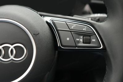 Audi A3 35 TFSI mHEV S tronic