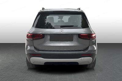 Mercedes GLB 200