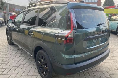 Dacia Jogger Extreme 7-miejsc 1.8 Full Hybrid