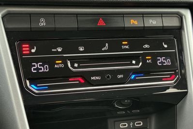 Volkswagen T-ROC 1.5 TSI Life