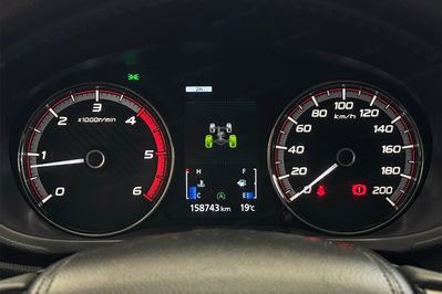 Mitsubishi L200 Invite 4x4