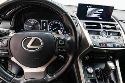 Lexus NX 300 AWD