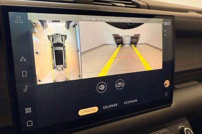 Land Rover Defender 130 3.0 D300 mHEV X-Dynamic SE